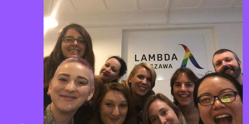 دور دنیا: زنده باد تیم دوجنسگرا!؛